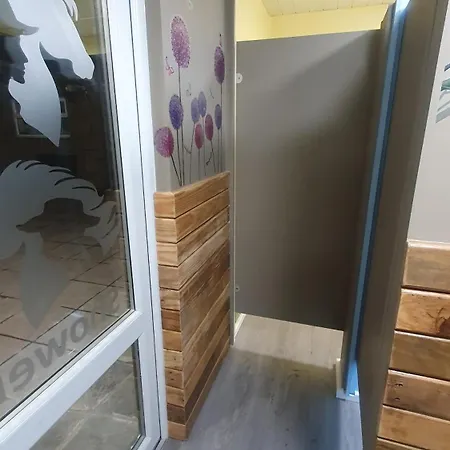The Fox Pod At Nelson Park Riding Centre Ltd Glamping Pod Birchington, Ramsgate, Margate, Broadstairs, Also Available We Have The Pony Pod And Trailor Escapes Converted Horse Box Exterior foto